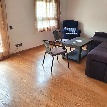 Newly Renovated Two Bedrooms Apartment In Villa Marina Benidorm Bagian luar foto