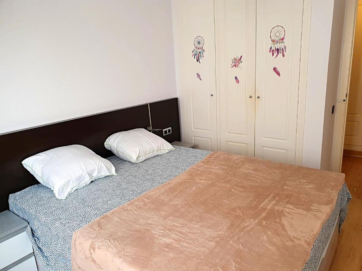Newly Renovated Two Bedrooms Apartment In Villa Marina Benidorm Bagian luar foto