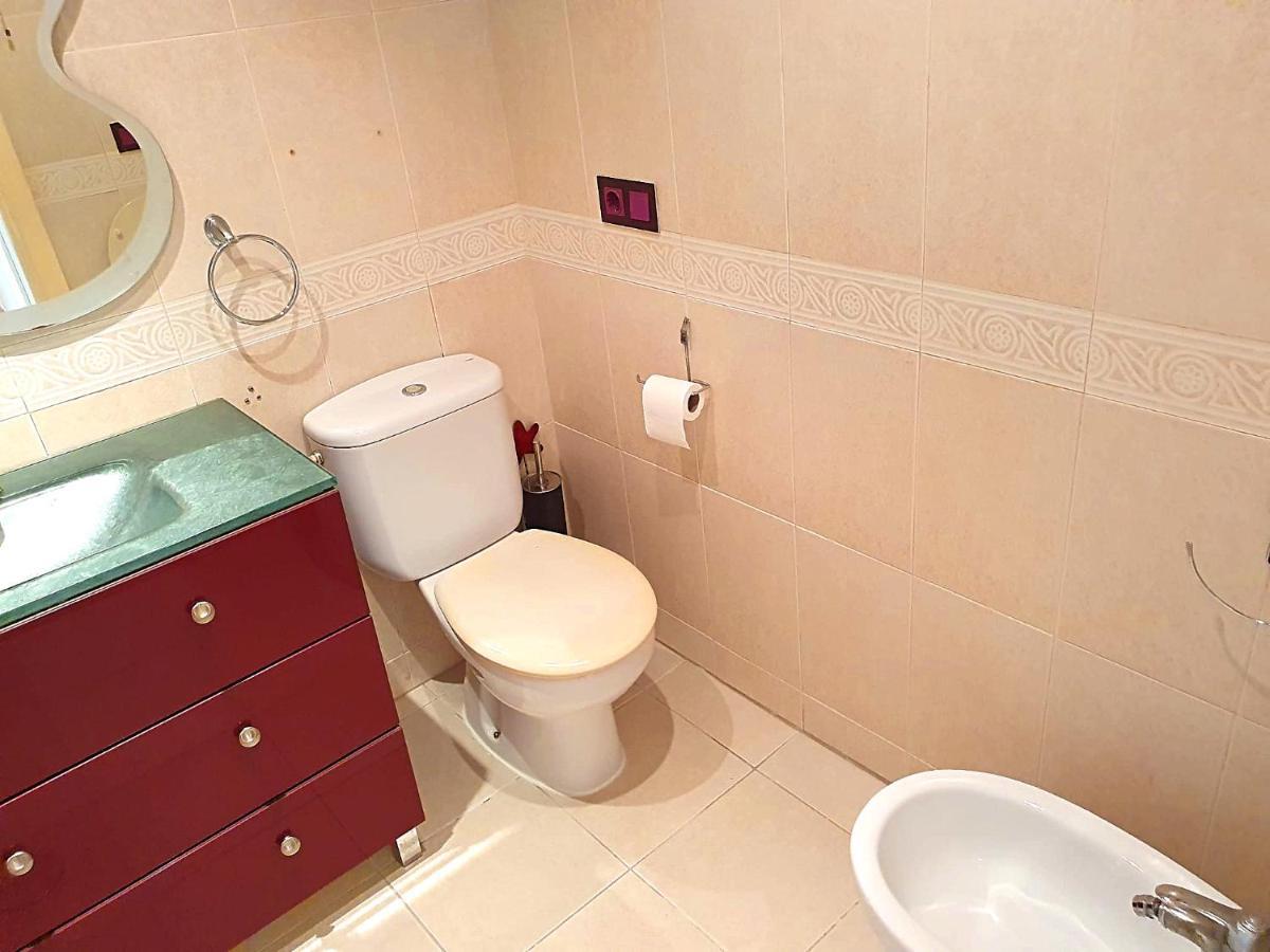 Newly Renovated Two Bedrooms Apartment In Villa Marina Benidorm Bagian luar foto